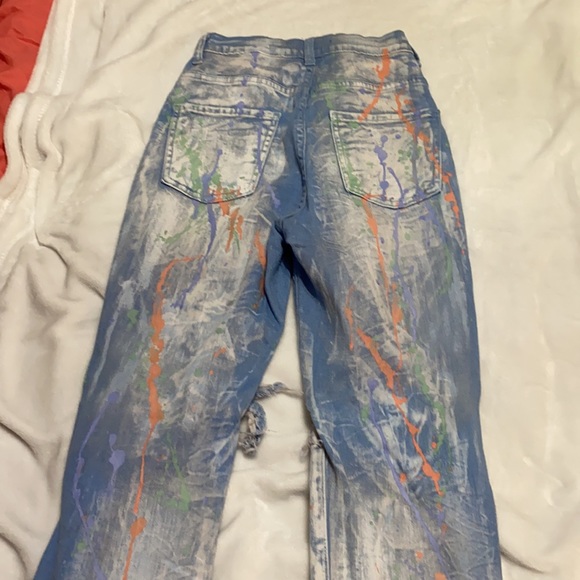 New jeans - Picture 3 of 3